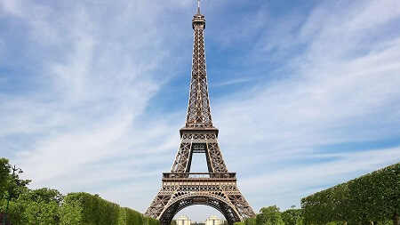 the eiffel tower